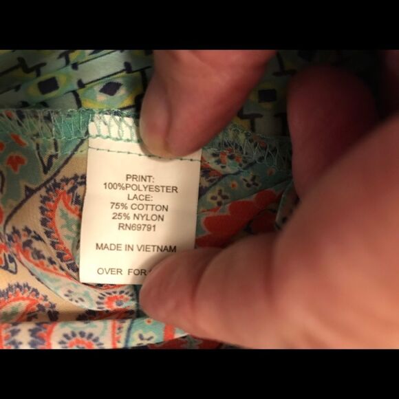 Fig & Flower Multi-color blouse - Picture 7 of 9